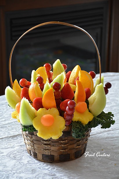 ORANGE & PINEAPPLE DAISY BASKET