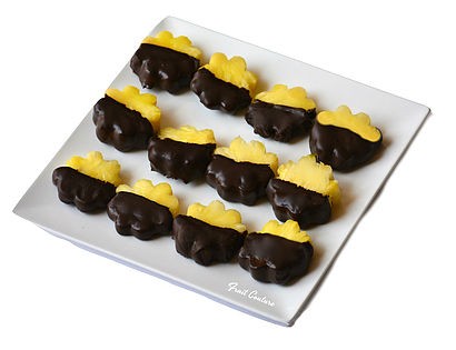 DIPPED PINEAPPLE DAISIES