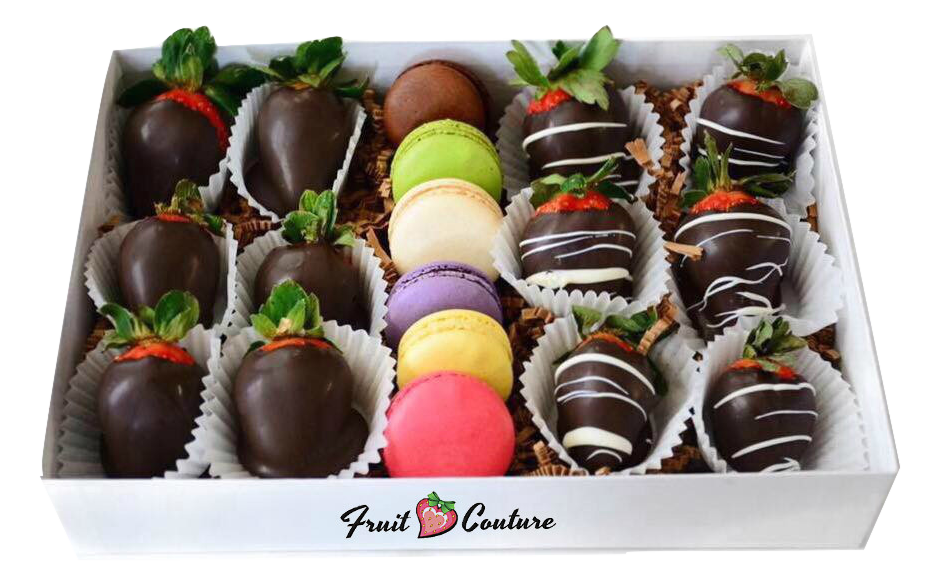 DIPPED STRAWBERRIES AND MACARON BOX SET