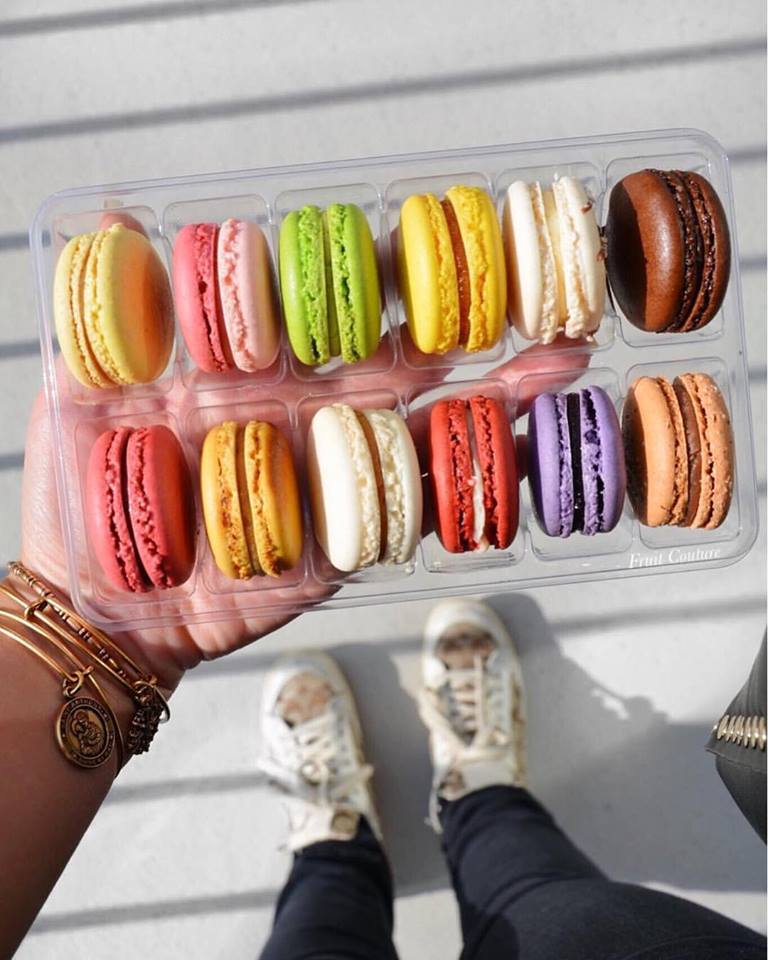 12 Assorted French Macarons